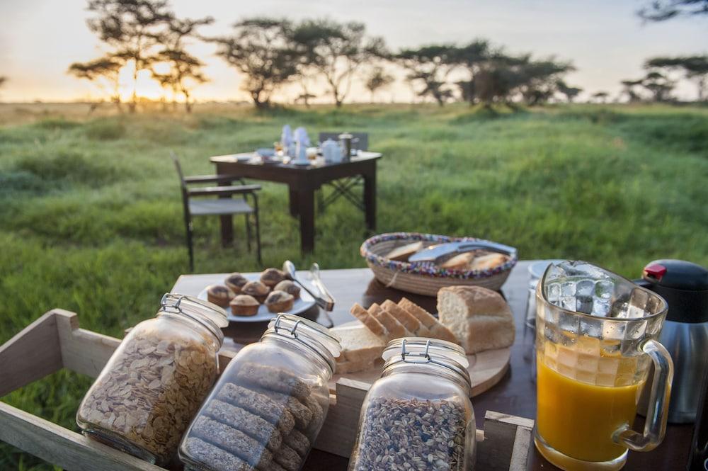 Karibu Camps And Lodges Sametu Camp Serengeti Robanda Extérieur photo