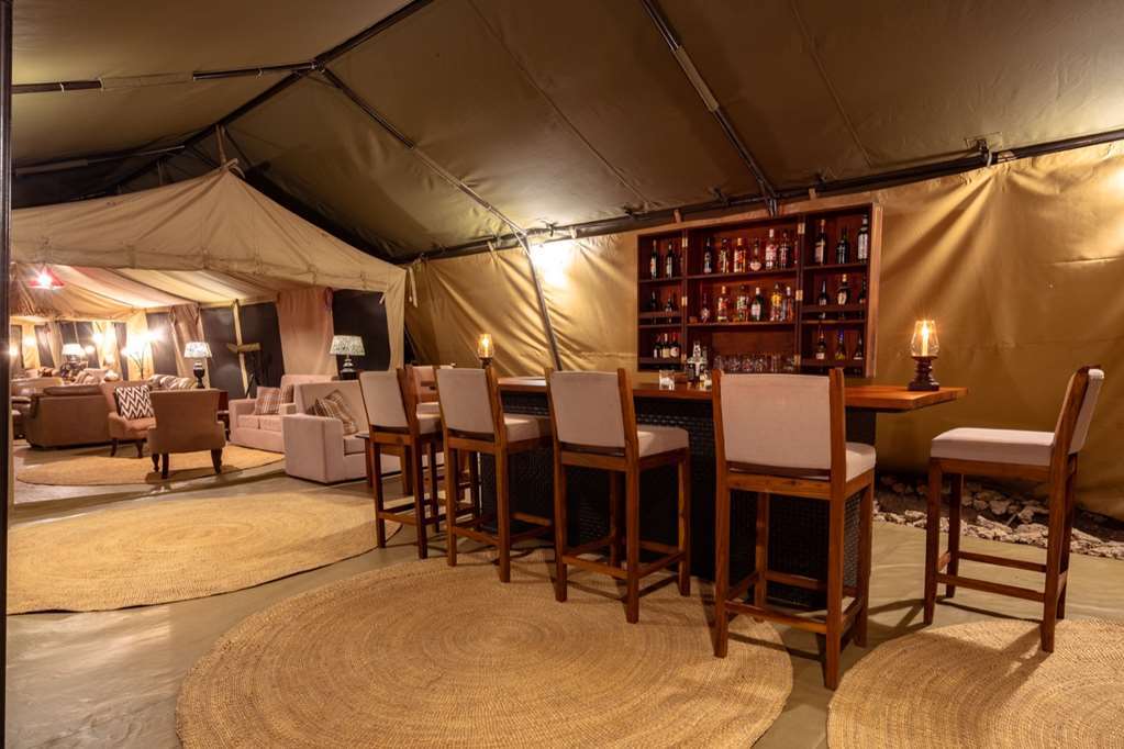Karibu Camps And Lodges Sametu Camp Serengeti Robanda Restaurant photo